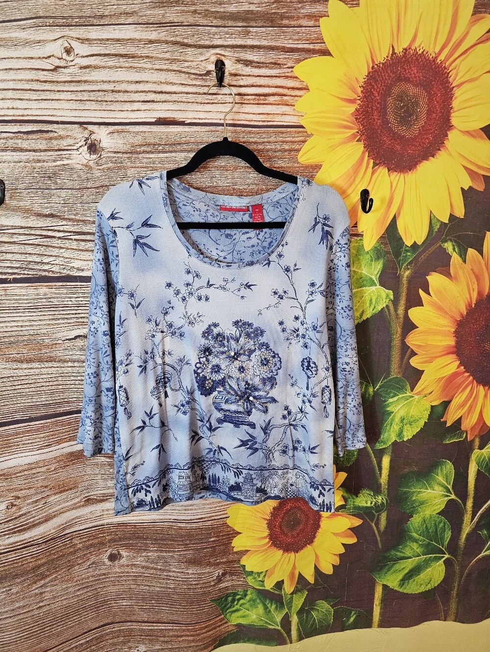 Gloria Vanderbilt Light Blue Floral Scoop-Neck Top